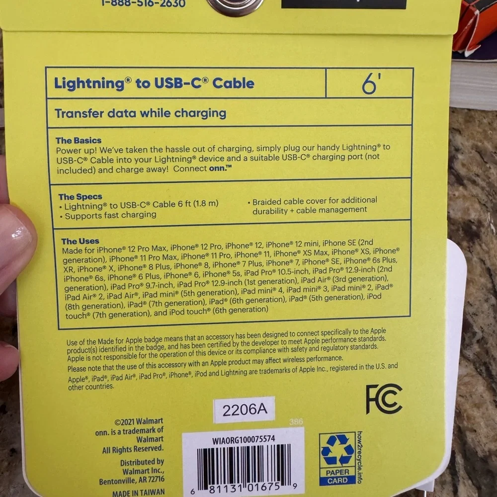 On Running Lightning to USB-C Cable - Pink and Blue NEW